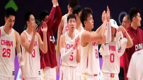 湖人签下里夫斯4年顶薪合同：明智之举，避坑指南